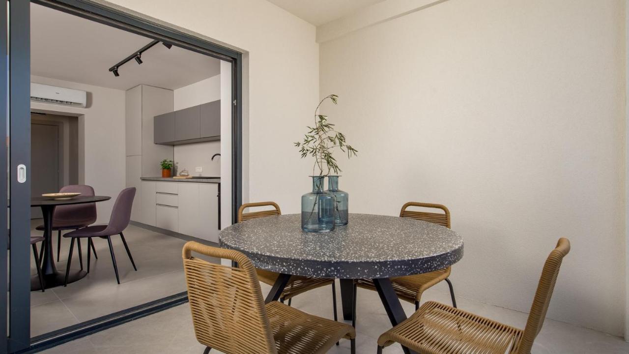 Apartments Villa Frankola With Swimming Pool Crikvenica Exterior foto