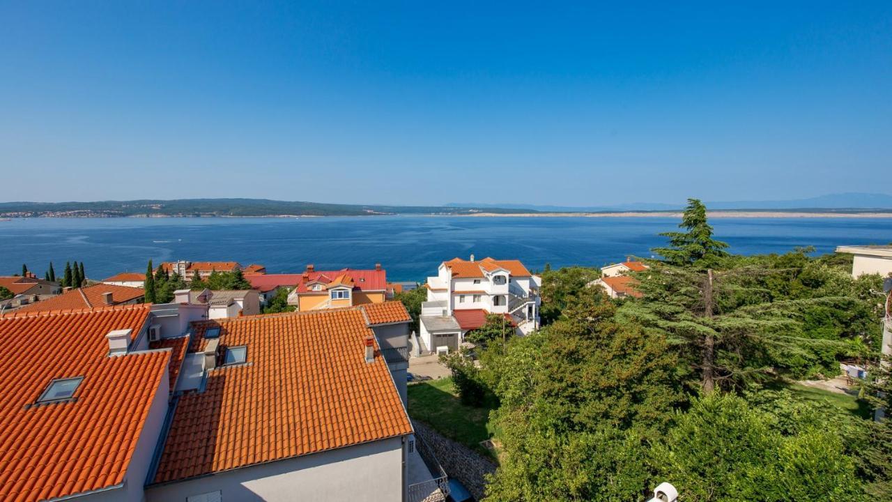 Apartments Villa Frankola With Swimming Pool Crikvenica Exterior foto