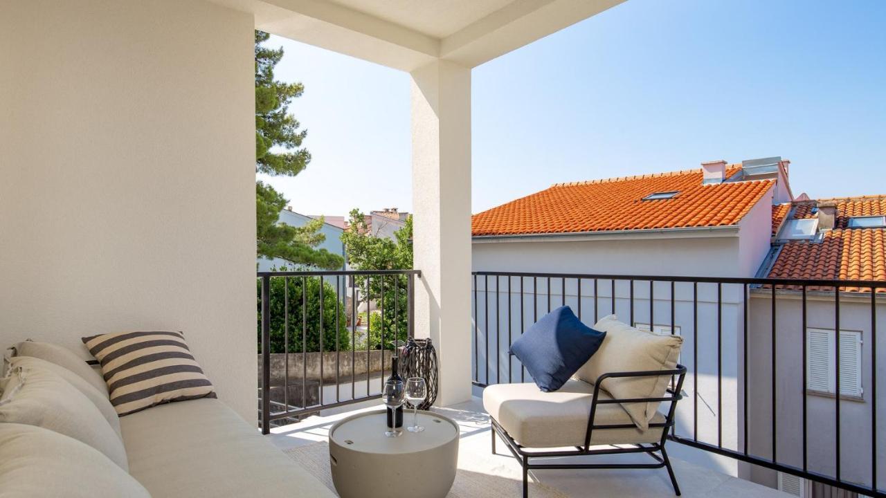 Apartments Villa Frankola With Swimming Pool Crikvenica Exterior foto